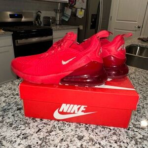 Nike Air Max 270 Sneakers 💎